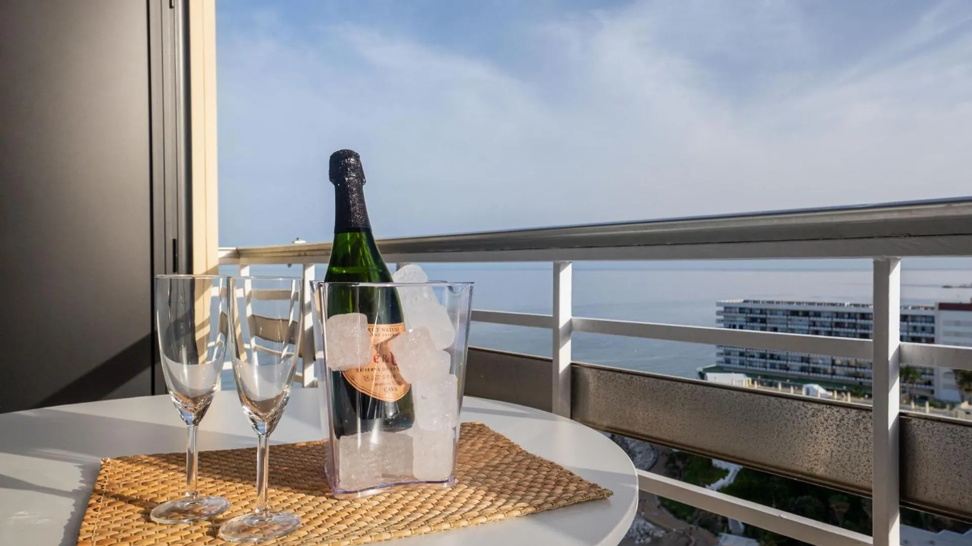 Precioso Apartamento Con Fabulosas Vistas Al Mar Torremolinos